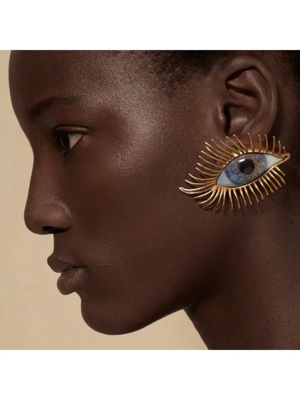 Eye Earrings Q177